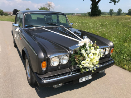 rent a wedding car - Rolls Royce classic