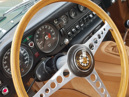 Jaguar E Type hire