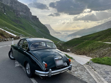 Jaguar Mark 2 rental Switzerland