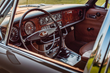 Jaguar XJ6 mieten - Oldtimer selber fahren