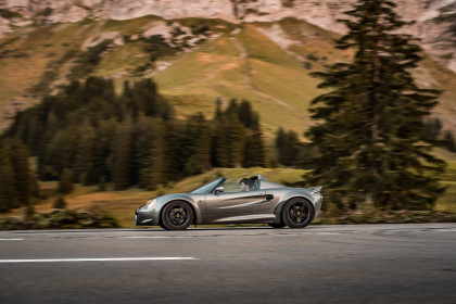 Lotus Elise rental