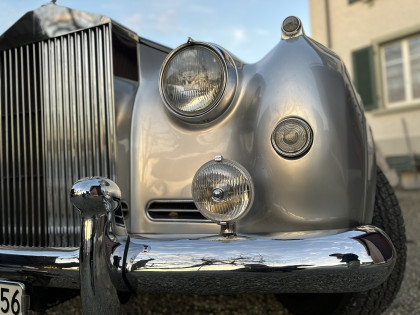 Rolls Royce Silver Cloud mieten und selber fahren mit unlimitierten KM