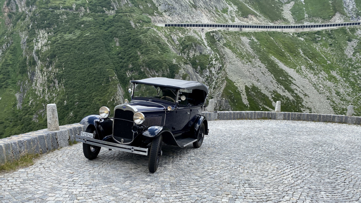 Warum sollte man Vorkriegsautos fahren? Aus medizinischen Gründen?
