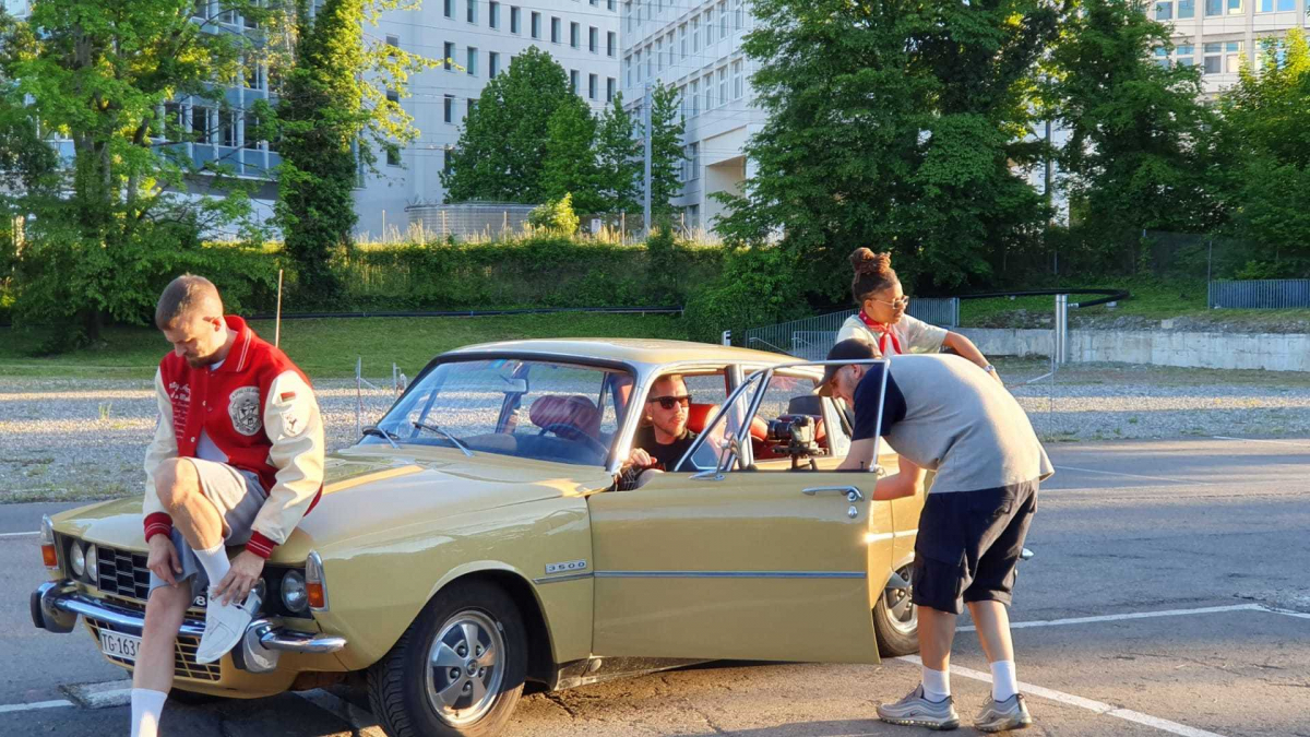 Stress with our Rover P6 'Ronald'