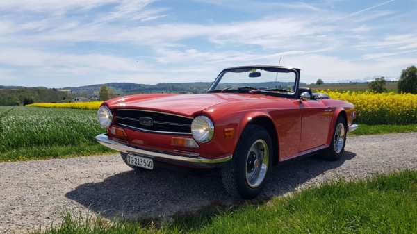Spring is in the air! Rent a roadster and drive it yourself - Simply book!
